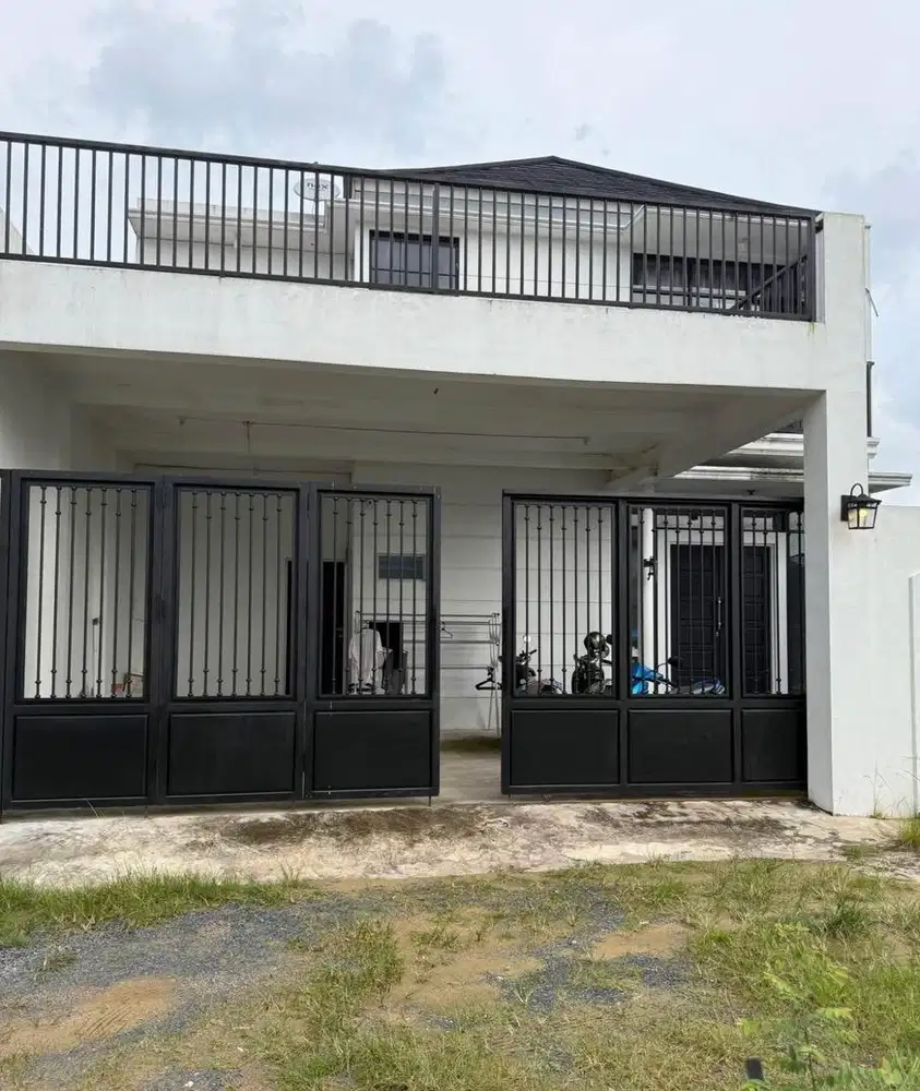 Dijual rumah 2 lantai