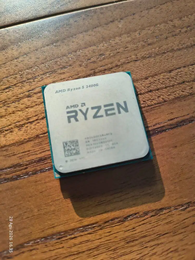AMD Ryzen 5 2400G Tray 3.6GHz - 3.9GHz 4C 8T 65watt iGP Radeon RX Vega