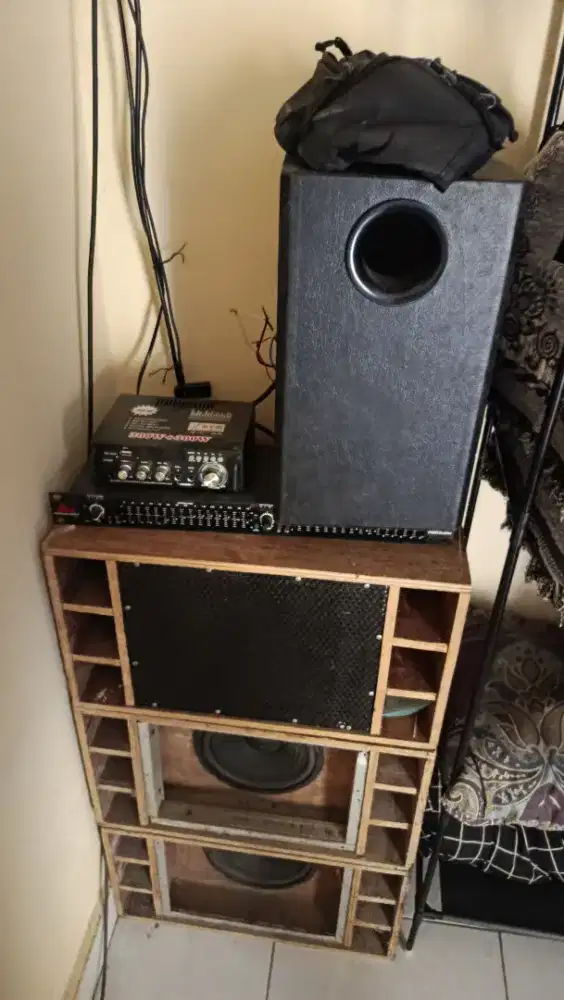 Speaker+ampli+equalizer
