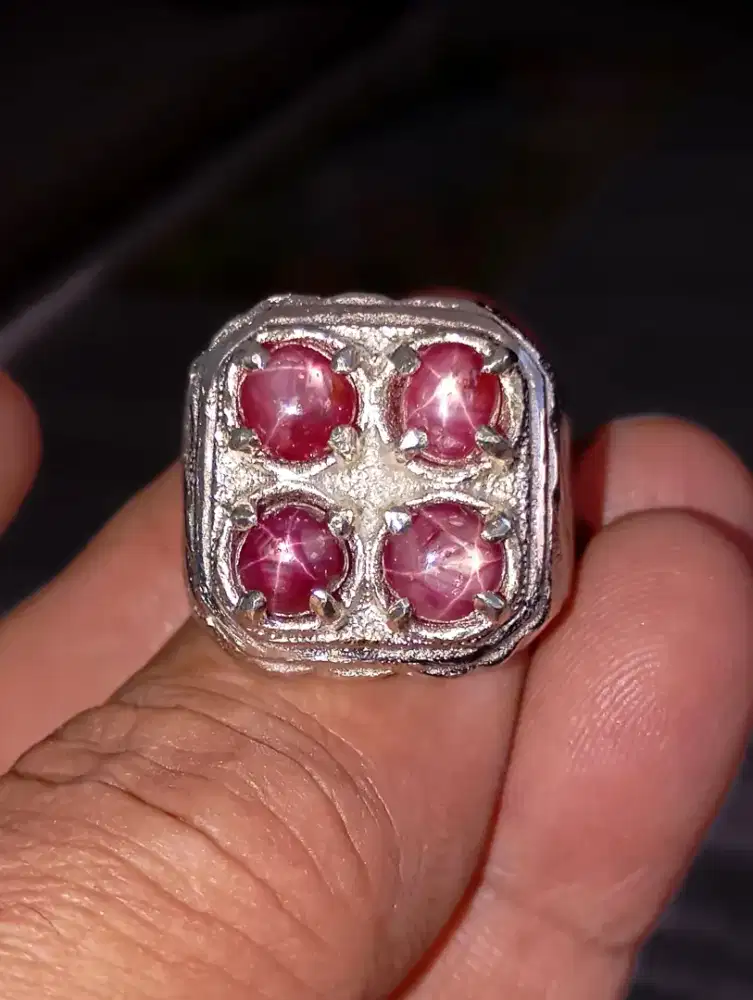 Ruby Star Red blood Ring uk 10