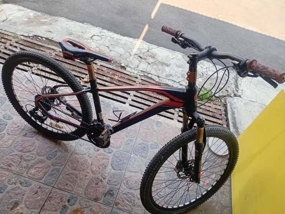 Sepeda Gunung MTB TURANZA 2706 Almunium 606i Dgn konfigurasi 3x8 speed
