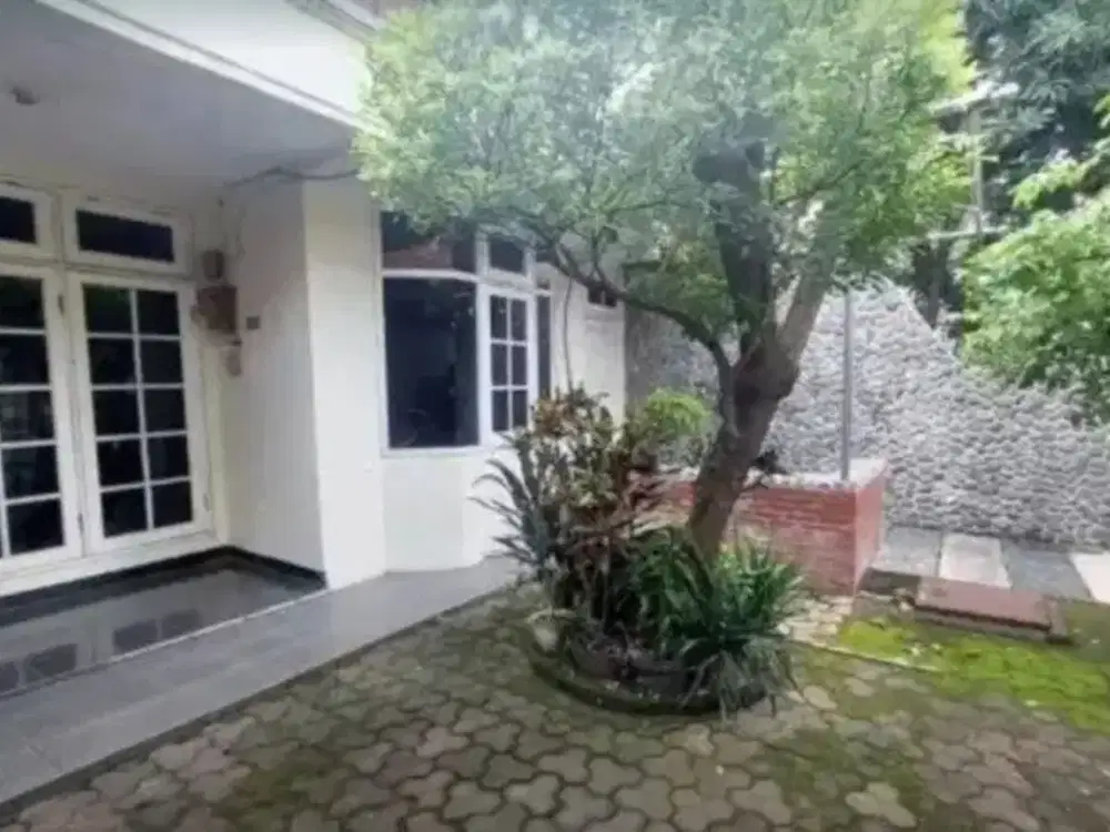 JUAL RUMAH POJOK LINGKUNGAN TENANG PONDOK NIRWANA COCOK UNTUK INVESTASI, RUMAH TINGGAL