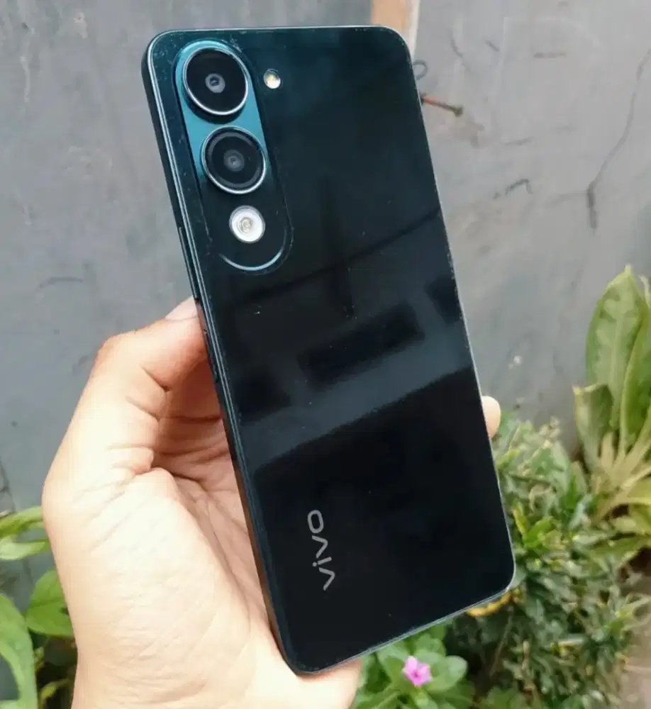 VIVO Y04s RAM 4+4/64