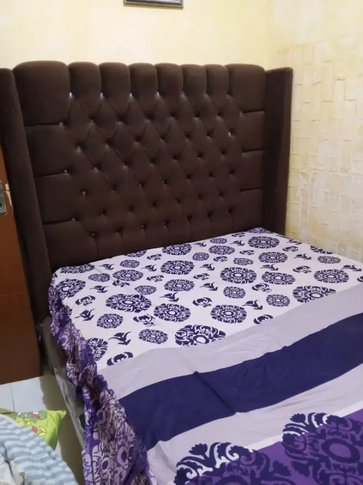 Di jual Divan set edisi pindahan