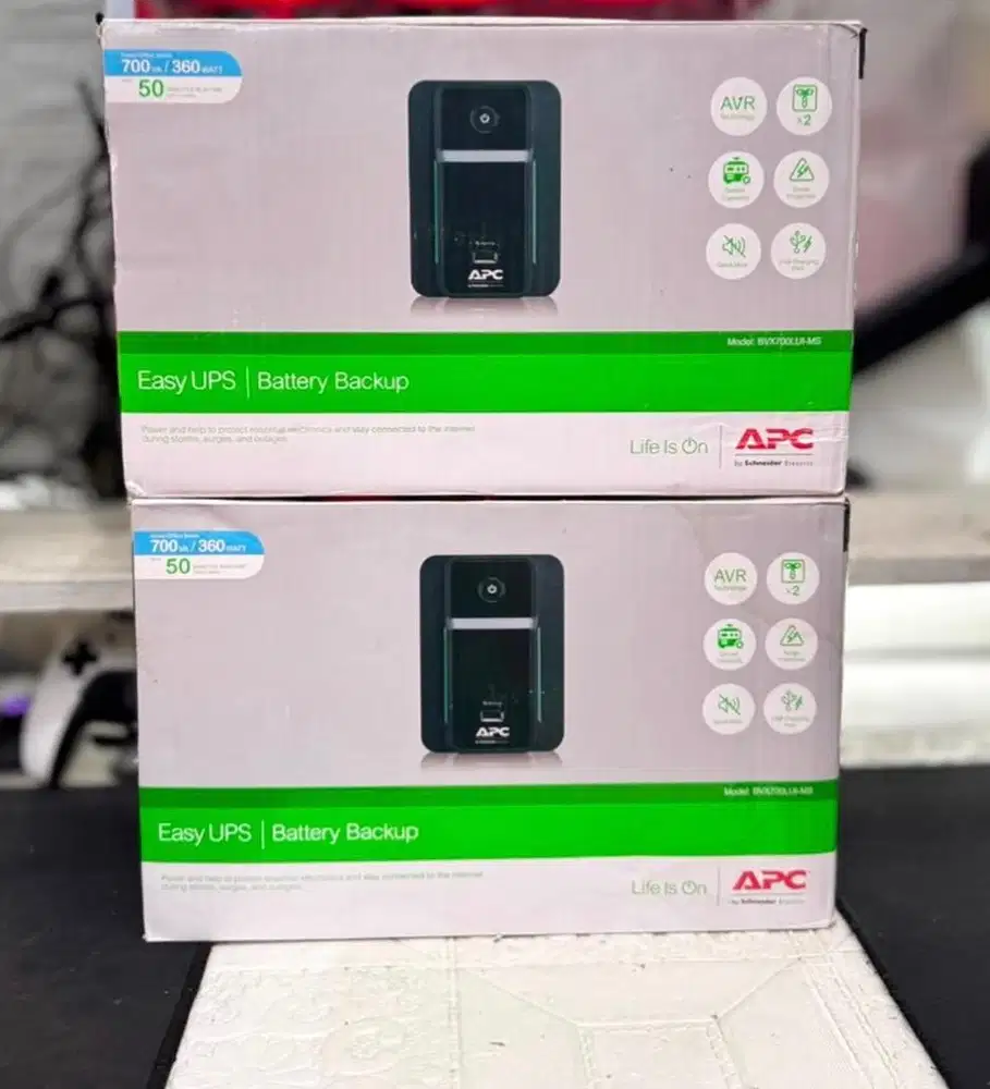 UPS APC 700VA -600W Garansi ON mulus fullset like new harga 480k