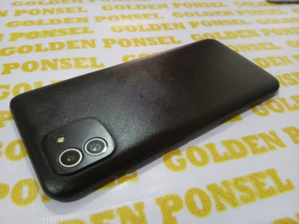 Galaxy A03 Perfect(Original)64Gb/Ram4Gb Golden ponsel