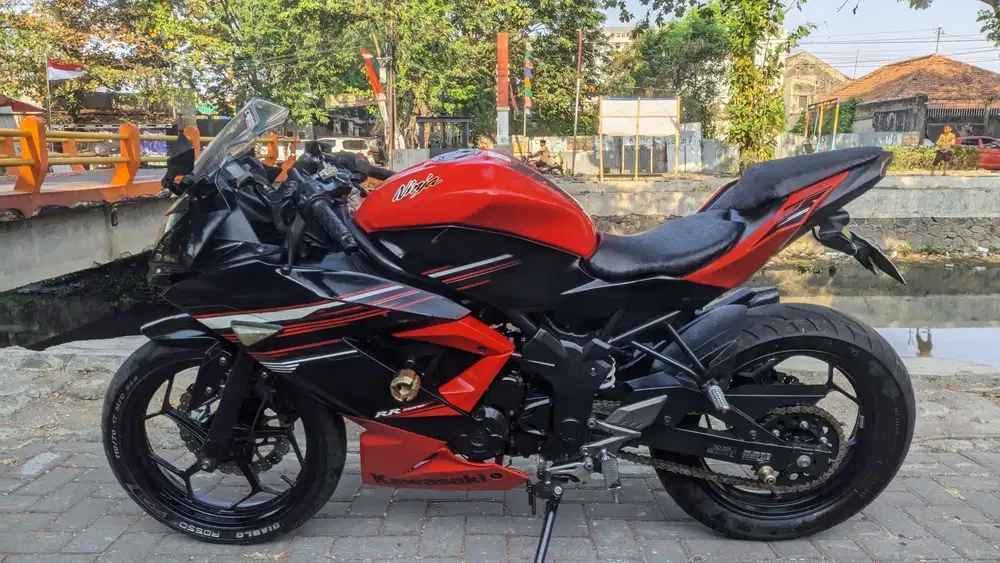 Ninja 250 RR Mono 2015 Merah Hitam Km29Rban Orisinil