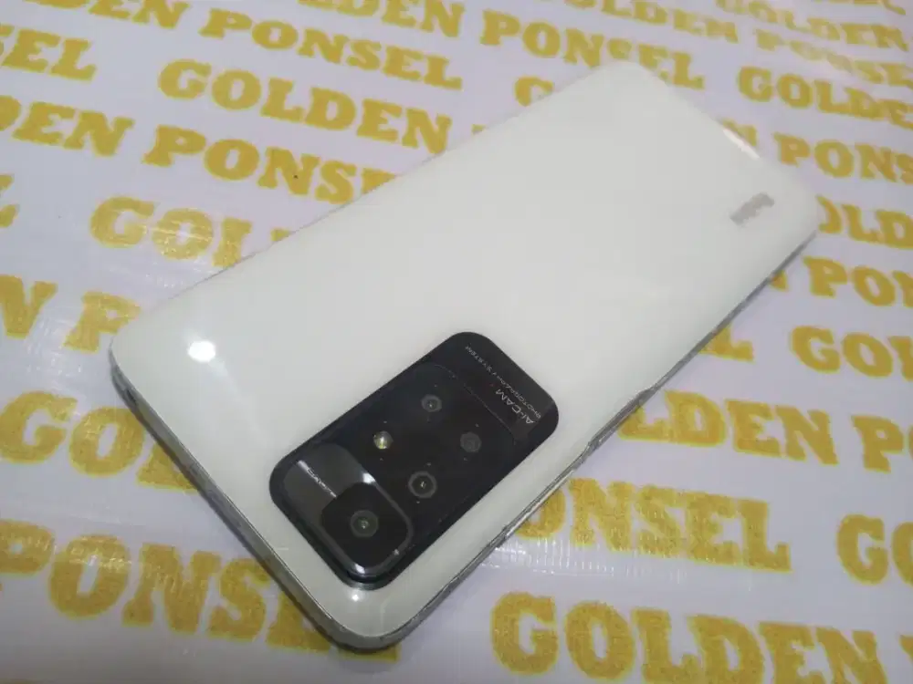 Xiaomi 10 mulus(Original)64Gb/Ram4Gb Golden ponsel
