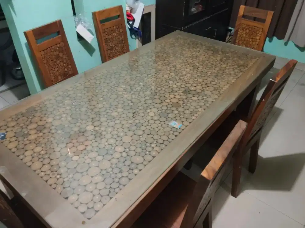 Meja Makan Kayu Jati