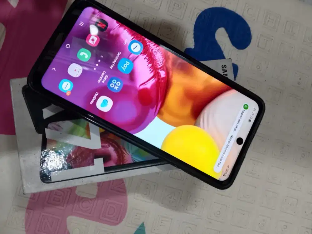 Samsung a71 ram 8/128 fulset minus ff sareng retak sakedik bawahna