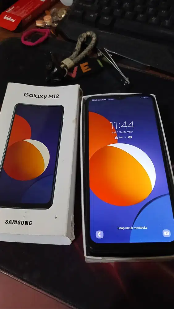 Samsung m12 ram 4/64