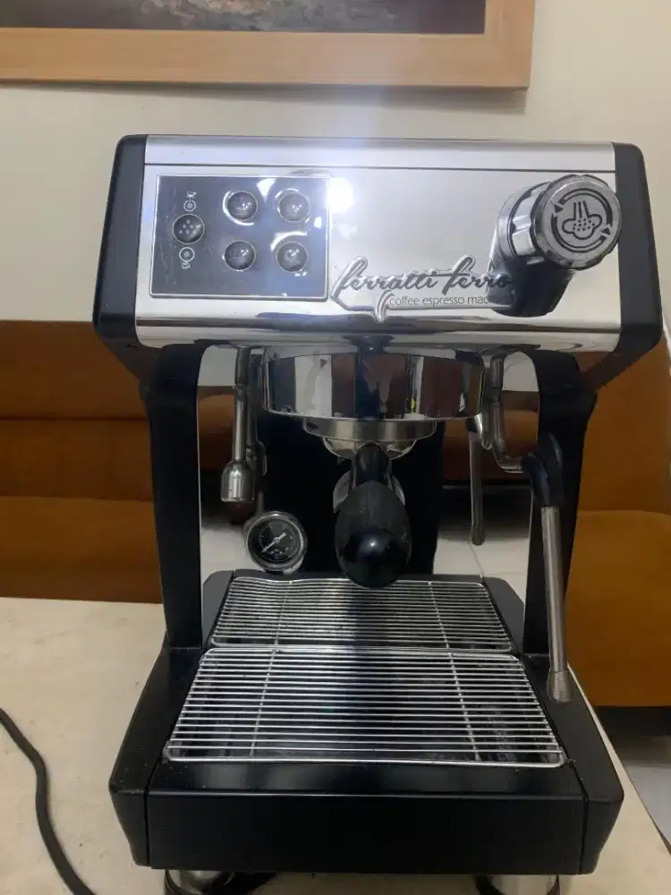 Mesin Espresso Ferratti Ferro + Portafilter