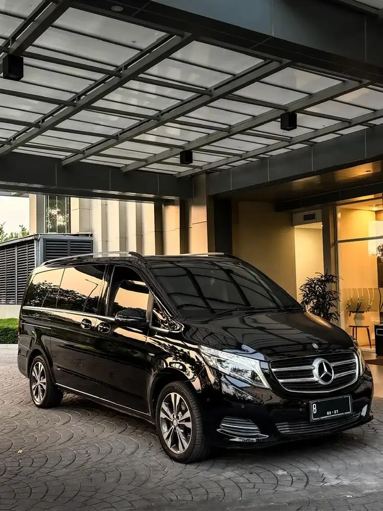 CASH MERCEDES BENZ V220D DIESEL 2017