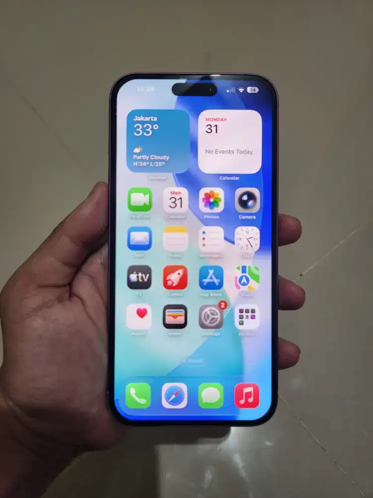 Iphone 16 Plus 256GB ex resmi iBox hp only mulus bh92% full orisinil