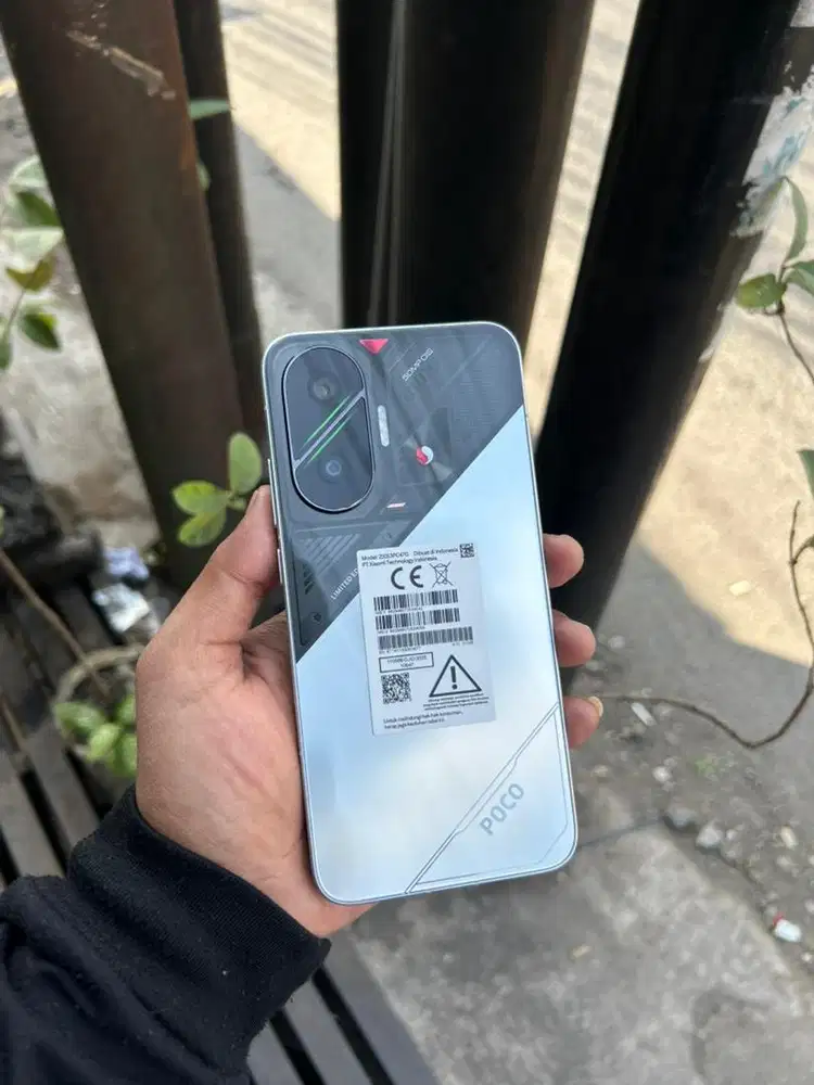 Poco F7 12/512 GB