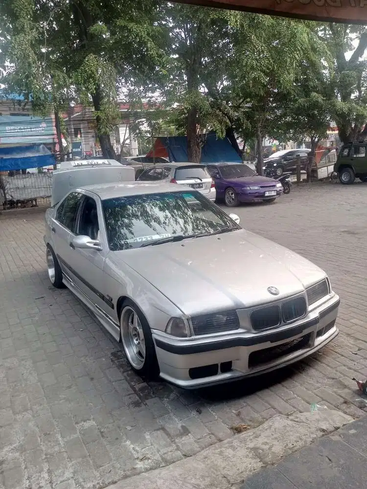 BMW 320i 1995 Diesel