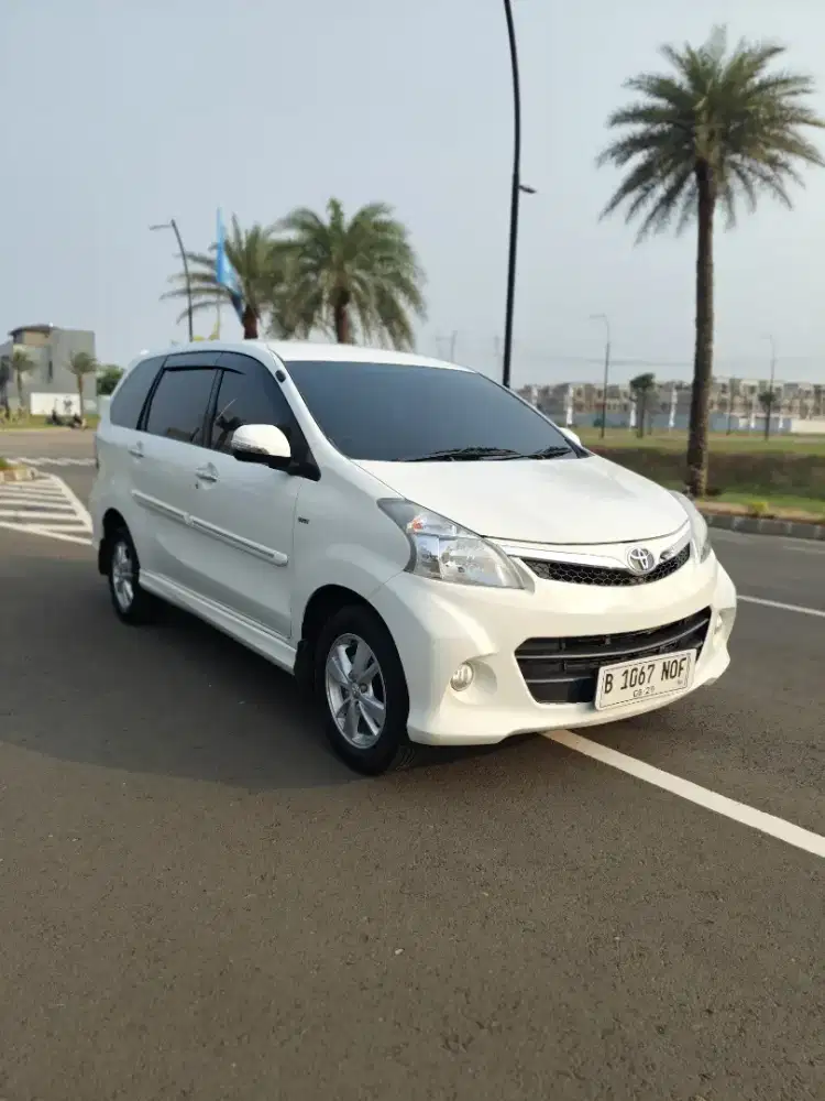 Avanza Veloz 1.5 MT 2014