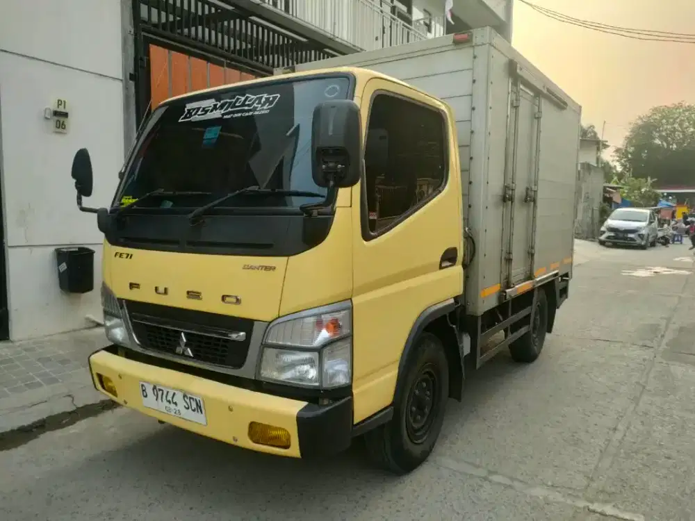 Mitsubish colt diesel 110Ps engkel box 2023