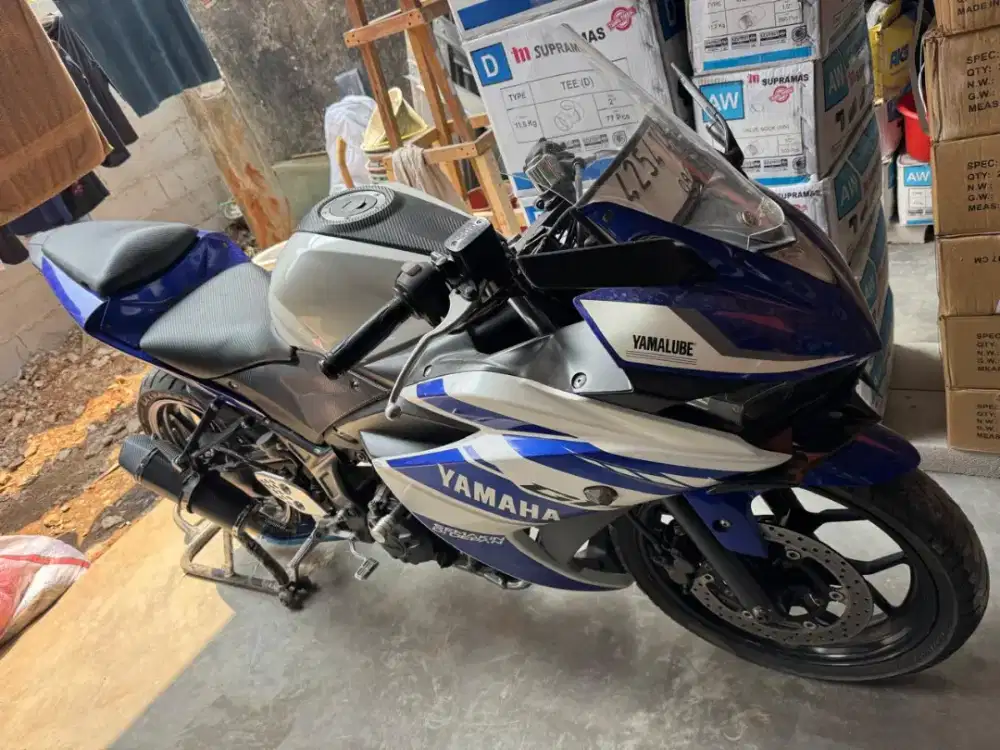 Jual motor Yamaha R25