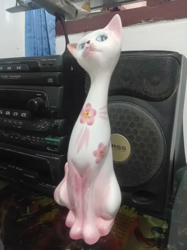 PATUNG KERAMIK KUCING