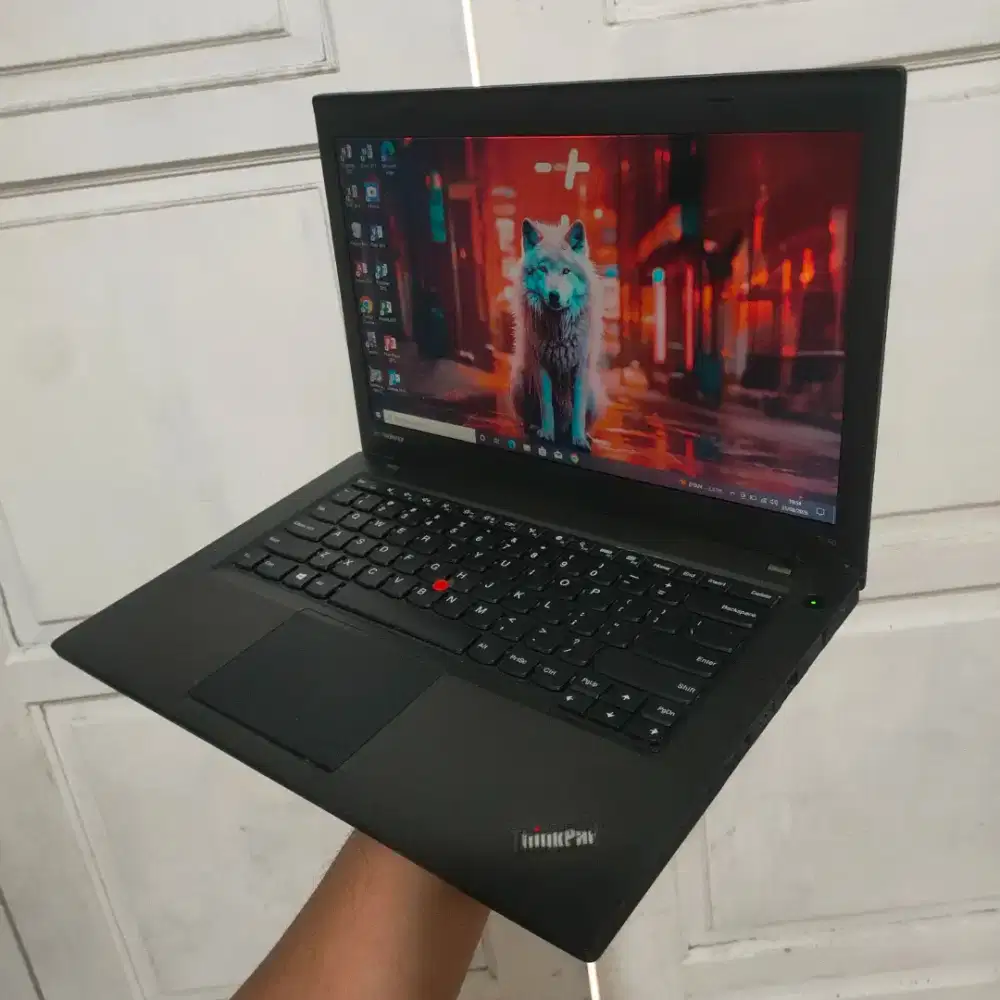 Lenovo Thinkpad T440 Core i5 4300U Ram 8GB Body Slim