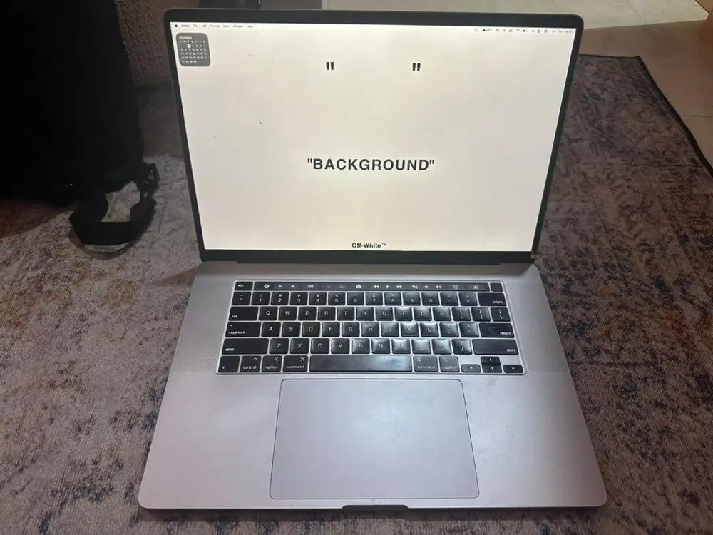 Macbook Pro Touchbar 2019 i7