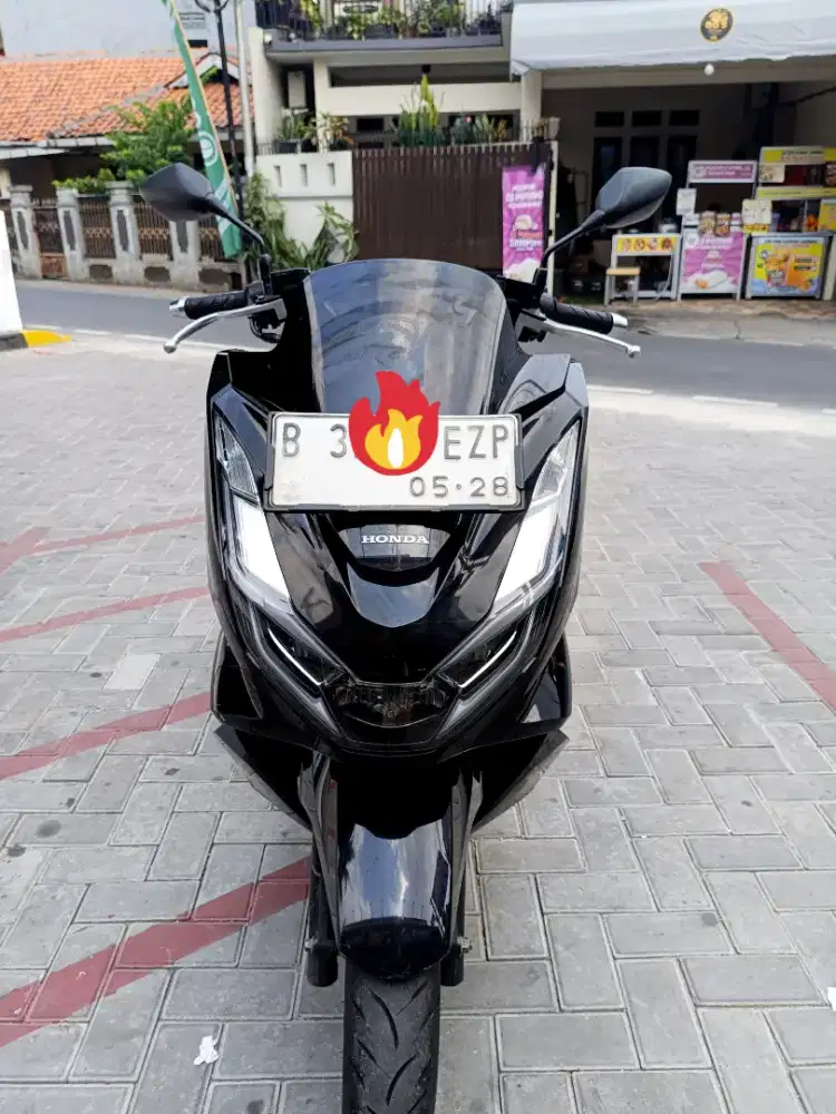 Honda PCX 2023 CBS ISS LOW KM Mulus 92% Like New