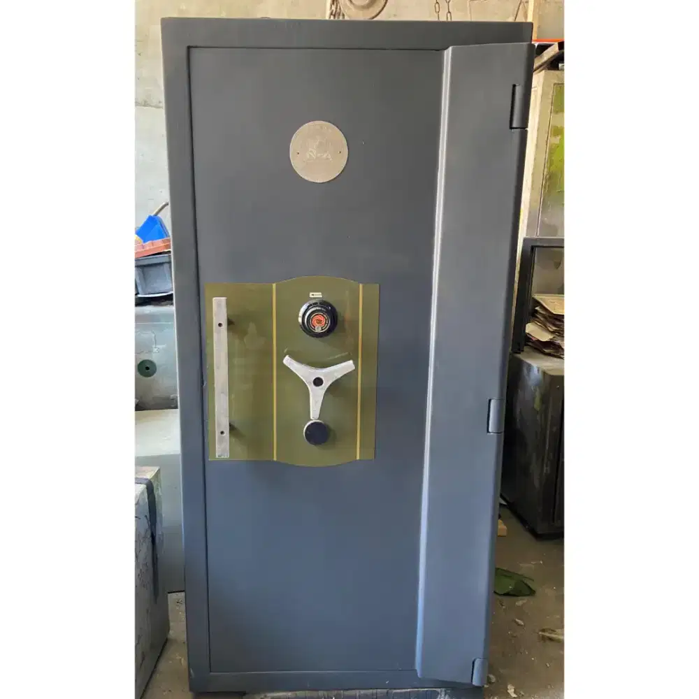 Brankas Fords Bekas Brangkas Besar Toko Emas Tahan Api Safety Box