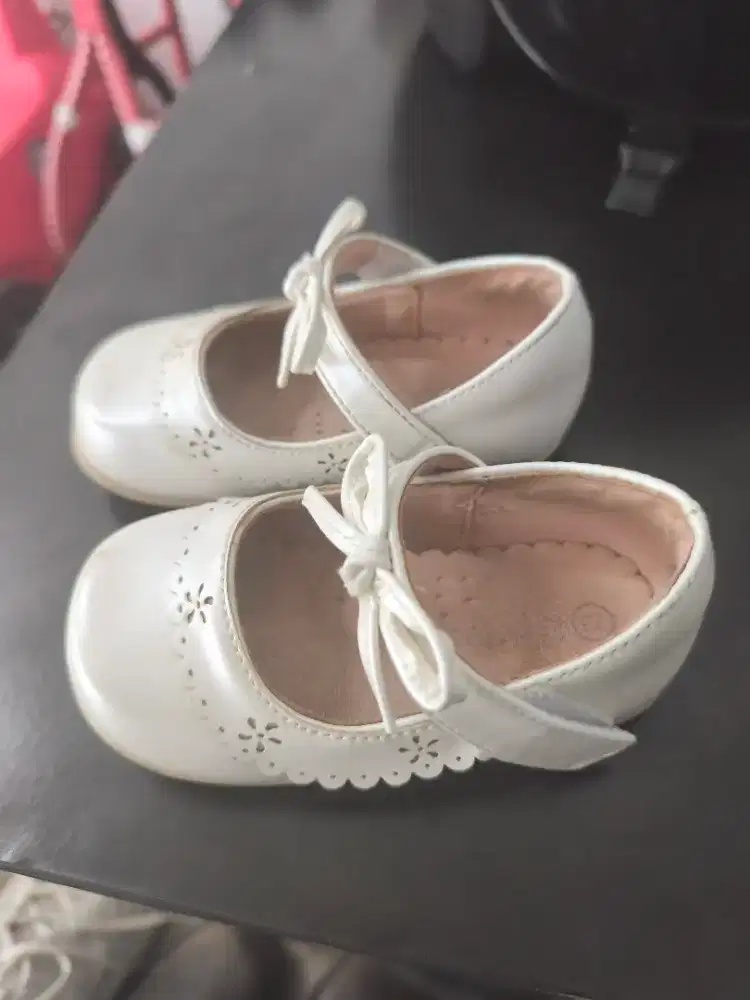 Preloved sepatu anak perempuan Le Patootie Good Condition Putih 23