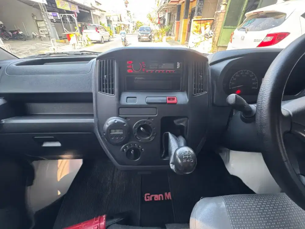 D Gran Max Mb 1.5 Ac Ps Mt 2023