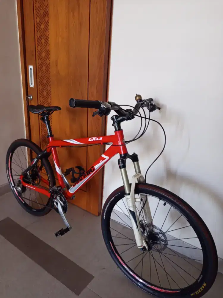 Sepeda MTB Polygon COSMIC CX 3.0 CARBON DEORE LX Hidrolik