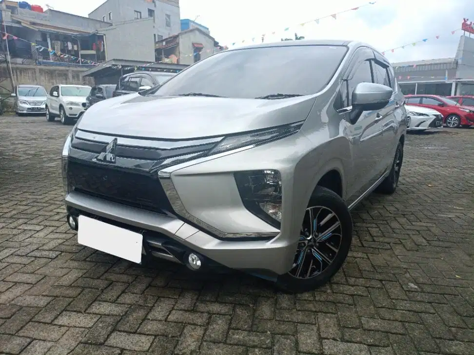 DP MURAH Mitsubishi Xpander 1.5 Sport Bensin-AT 2018 Silver CWZJB