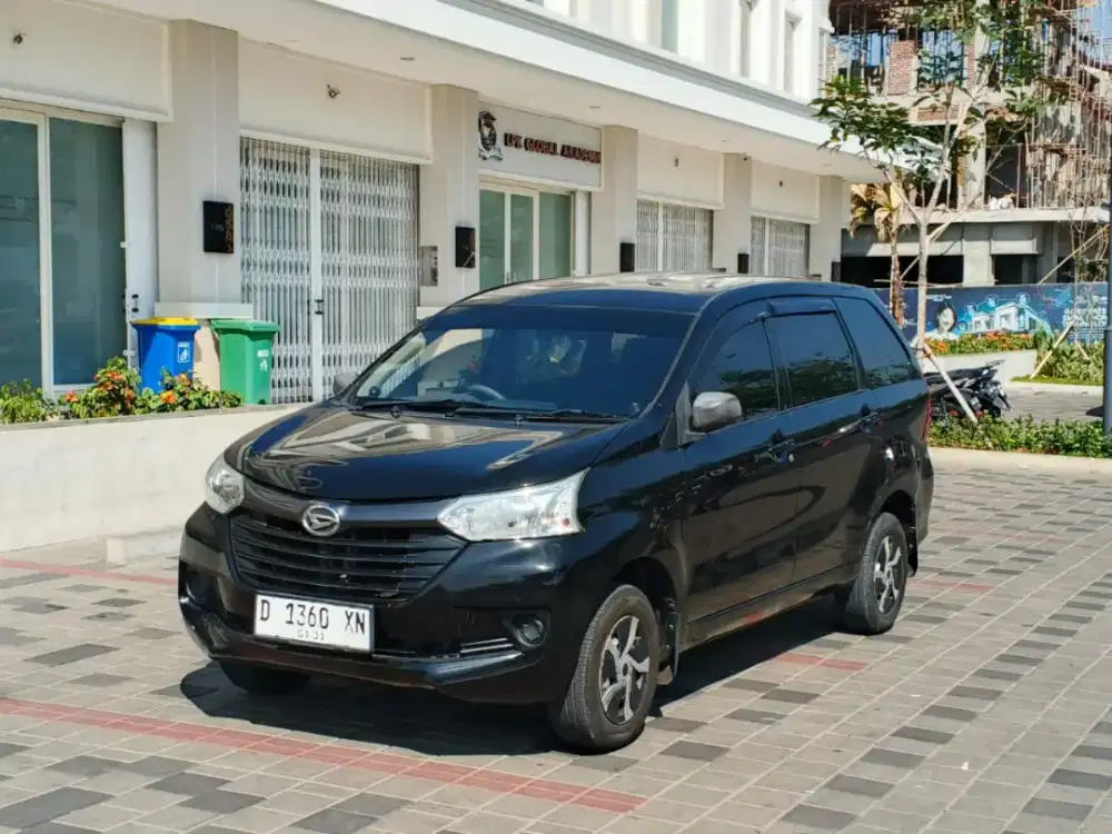Daihatsu Great Xenia D 1.0 manual 2015