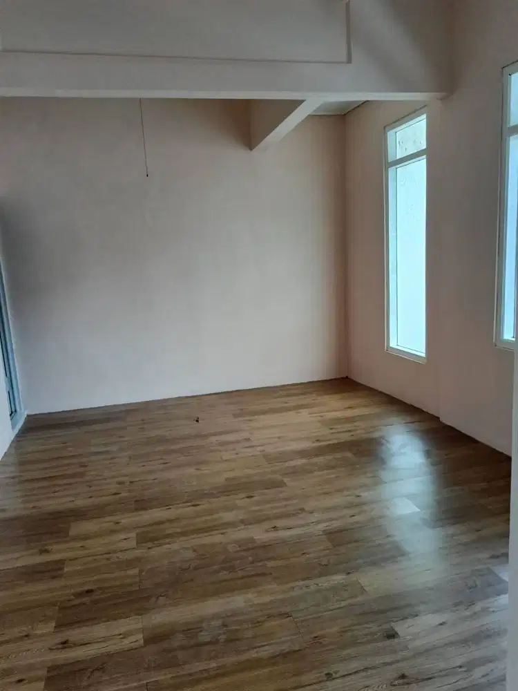 Dijual Rumah 2 Lantai Semi Furnished di Taman Cibaduyut Indah