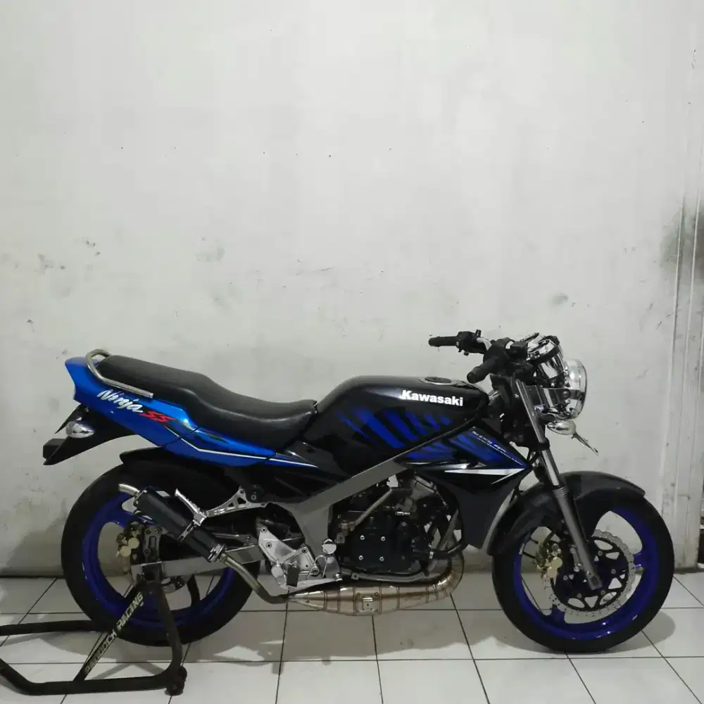Kawasaki Ninja Kiss 2004 Orisinil Lengkap Bagus
