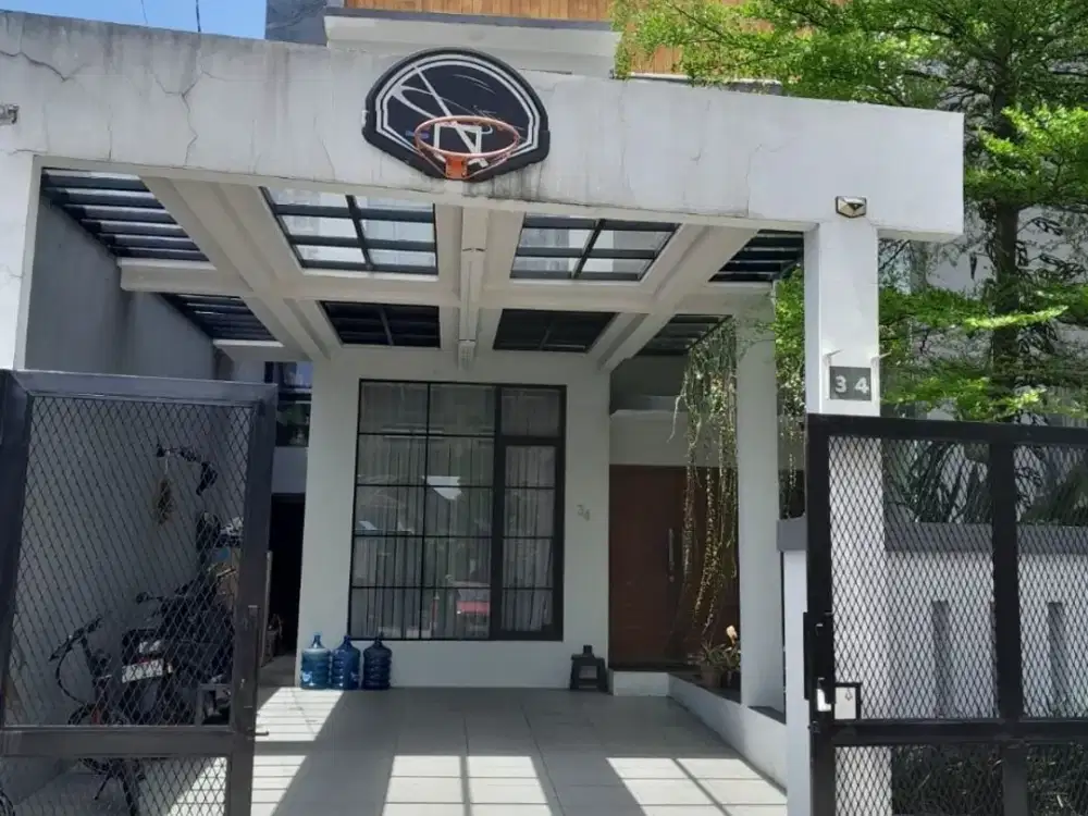 Rumah Baru Bagus Ada Kolam Renang Strategis Arcamanik Bandung
