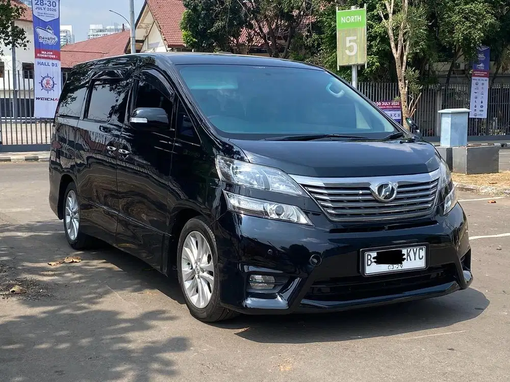 TOYOTA VELLFIRE 2.4 AT 2009
