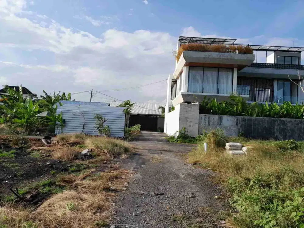 Tanah jalan gunung salak kerobokan bali