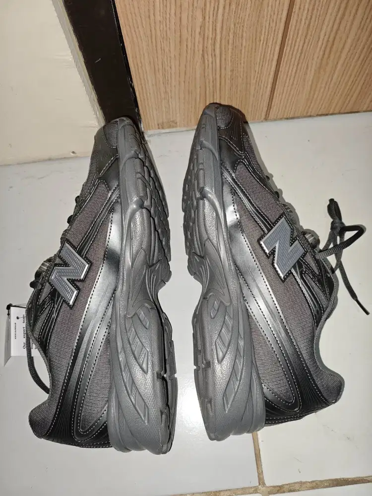 New Balance 740v2 Castlerock Silver Metalic. EU 44.5
