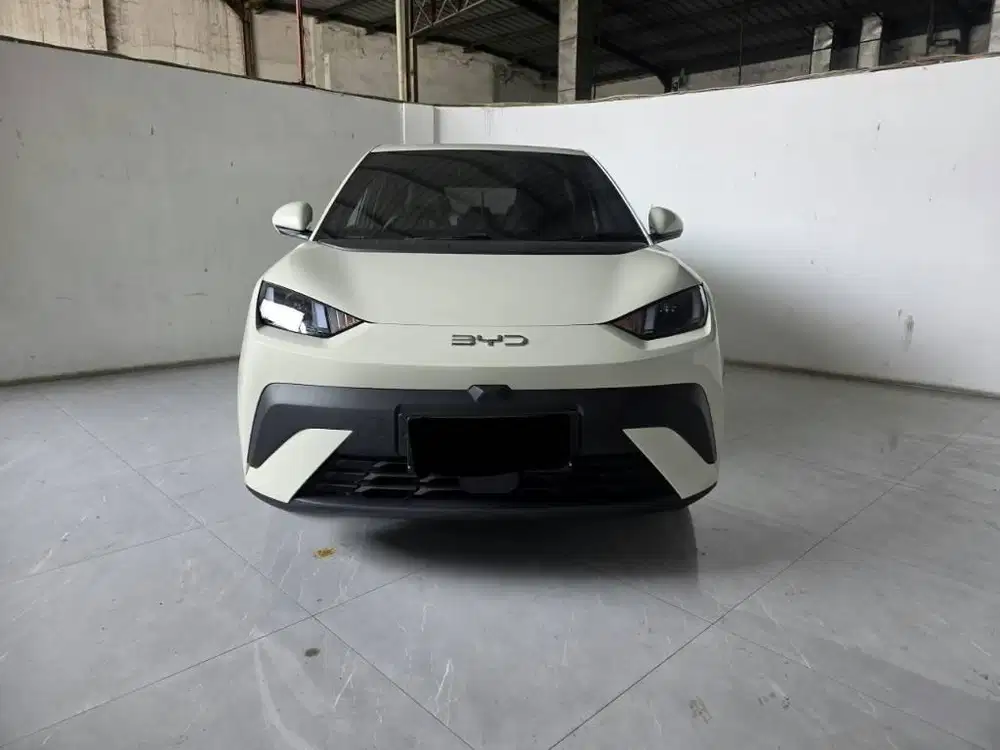 Baru Km 6rban BYD Atto 1 Premium Listrik AT ( Matic ) 2025/2026 Putih