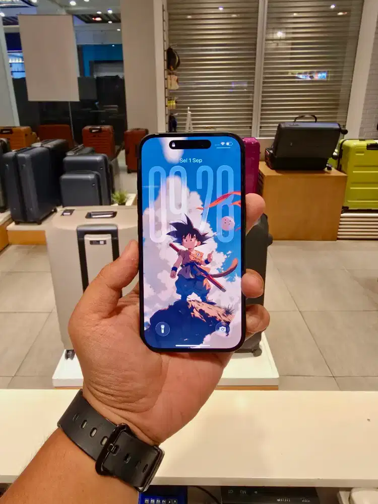 iPhone 16 Black 128 GB Ex iBox Resmi LikeNew