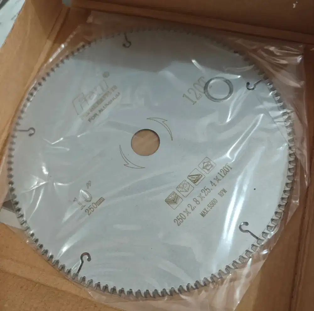 Mata Mesin Potong Aluminium 10 Inch 250mm 120T Max 5500 RPM