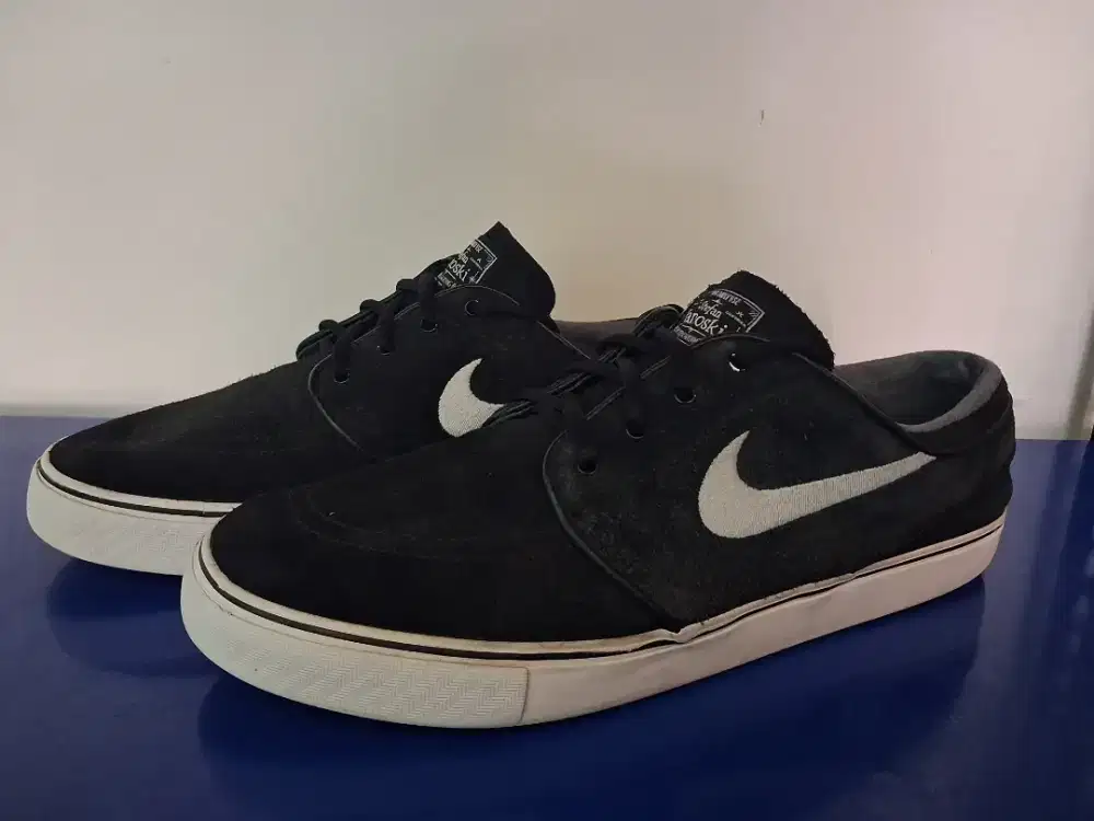 Sepatu Nike Stefan Janoski Original  Hitam Uk.45