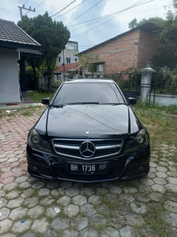Mercedes C200 CGI AT
