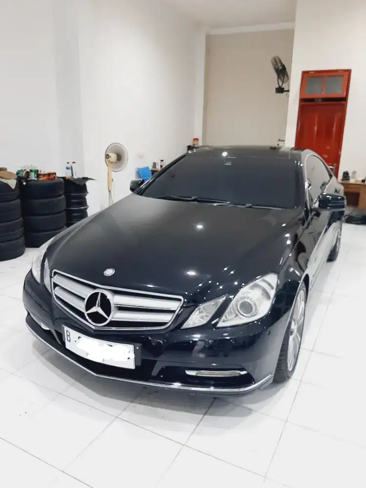 Mercedes E250 coupe 2011