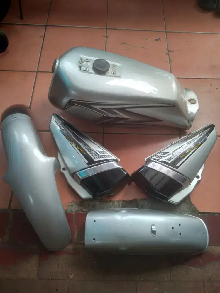 Tangki rx king warna silver