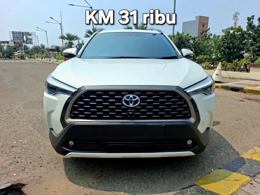 Toyota Corolla Cross Hybrid 2023 /2024 AT 1.8cc, km 31 ribu pajak pjag