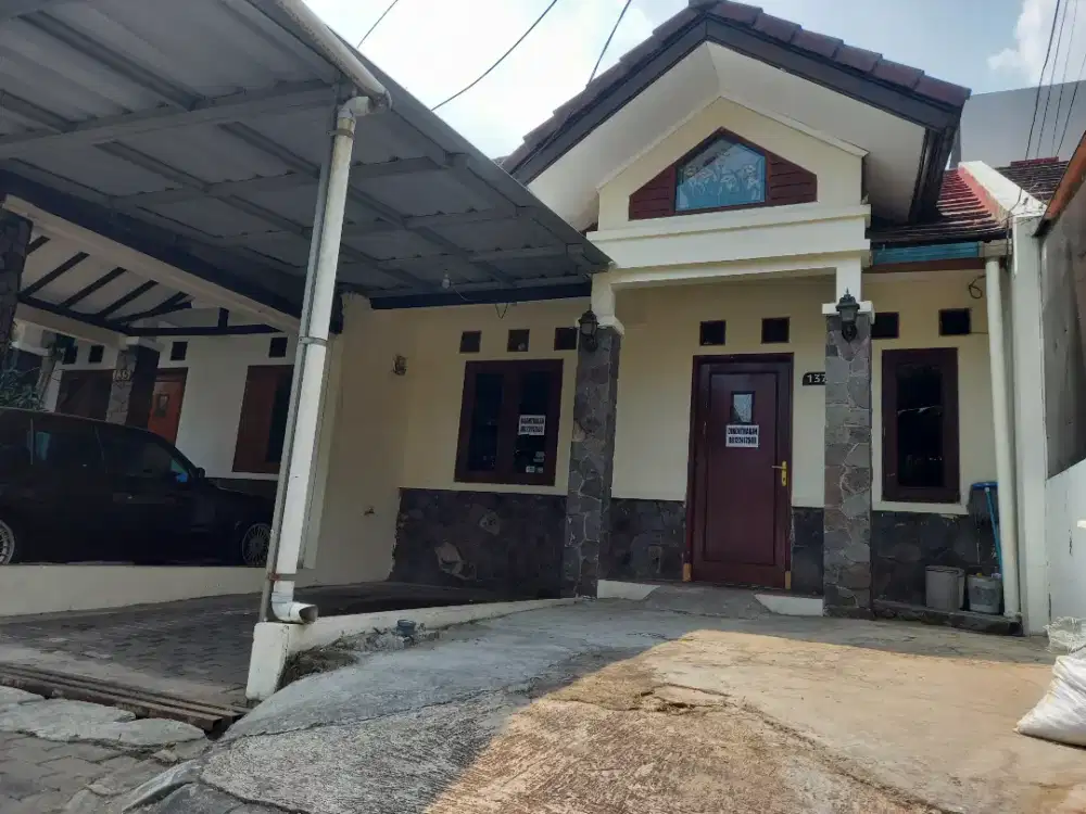 DIKONTRAKKAN DI DAERAH SUKARNO HATTA, RUMAH NYAMAN  BERSIH AKSES MUDAH