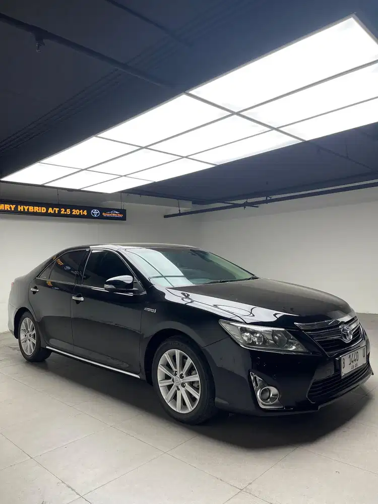 Toyota New Camry Hybrid AT 2015 2.5cc