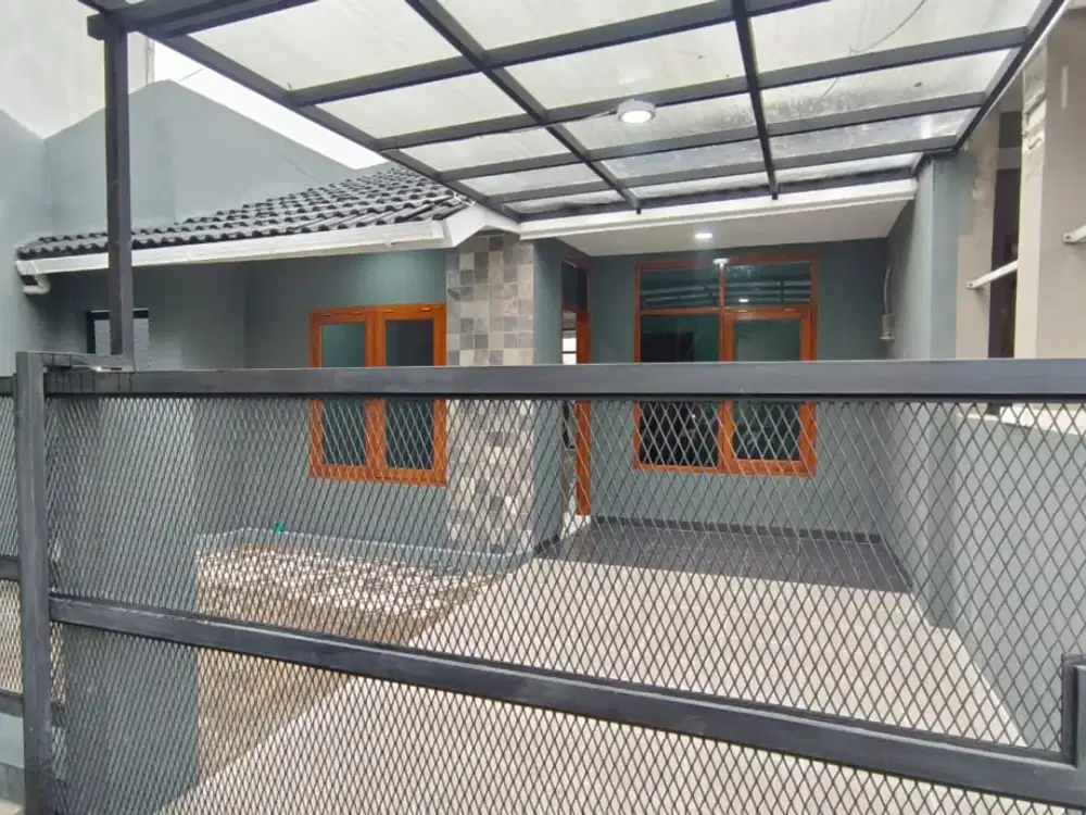 Rumah siap huni bagus strategis di NATA ENDAH, Bandung